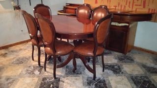 SE VENDE CONJUNTO MUEBLES DE COMEDOR.