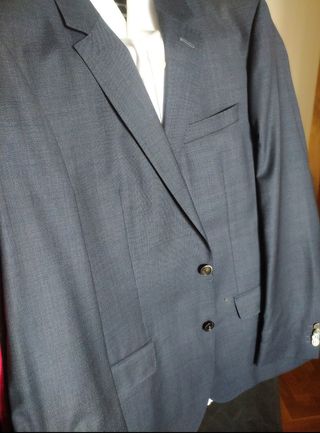 TRAJE HUGO BOSS AZUL OSCURO DE TEMPORADA