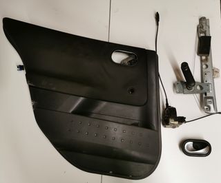 Panel interior Megame 2