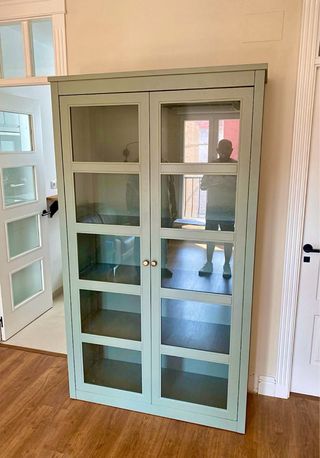 Montador de muebles, Furniture assembler