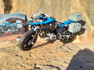 Moto BMW Lego technic 42063.