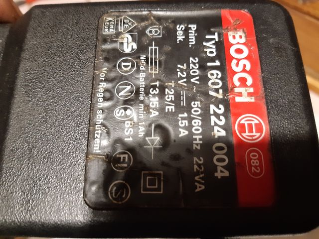 Carica batteria x utensili bosch 7,2 1,5 amper