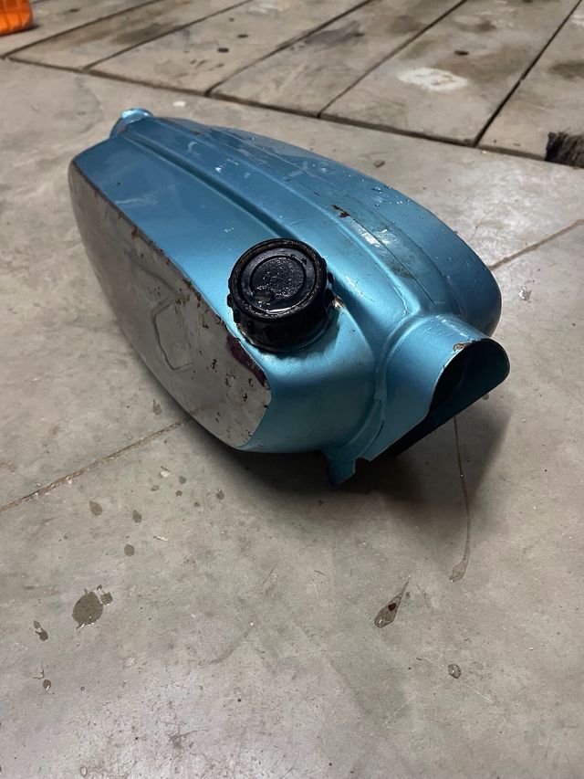 Depósito Peugeot 104t