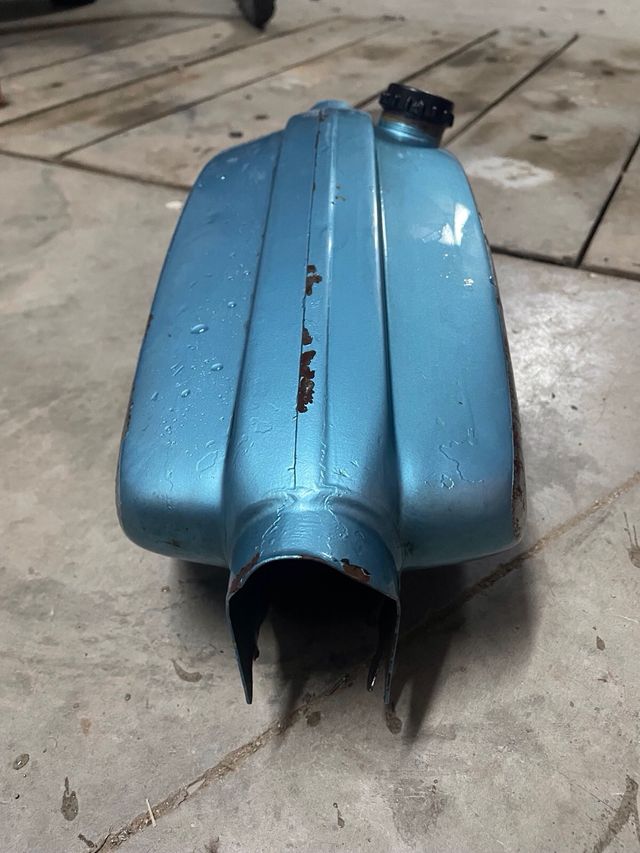 Depósito Peugeot 104t