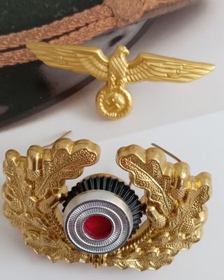 Insignias para gorra de general