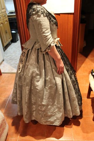 Traje de fallera