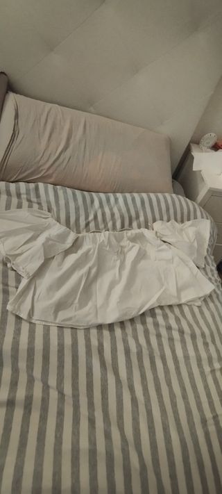 Crop top cuello bardot blanco