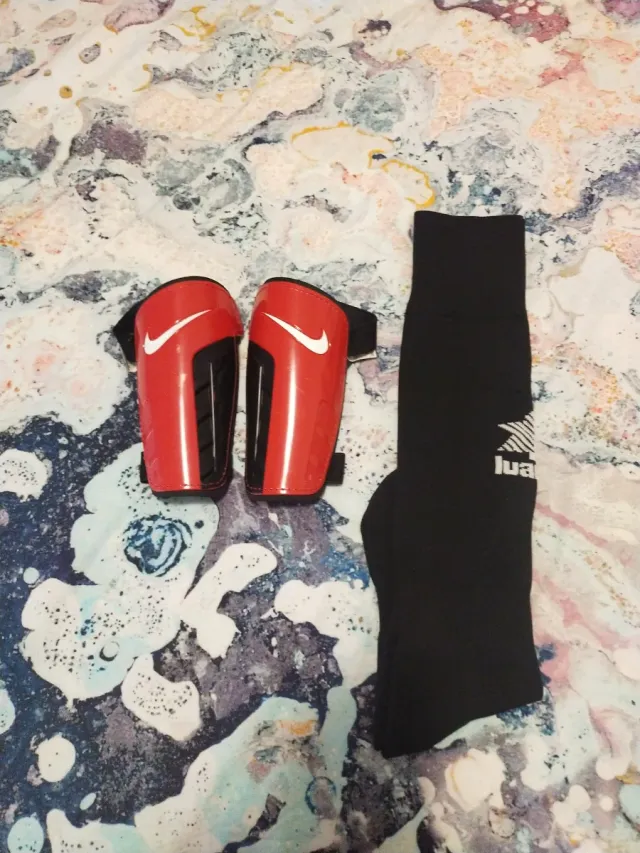 Espinilleras Nike, niño y calzas