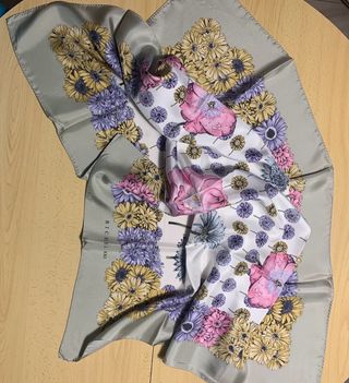 Pañuelo Richel, fular, de seda pura.