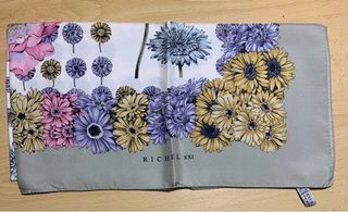 Pañuelo Richel, fular, de seda pura.