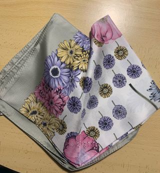 Pañuelo Richel, fular, de seda pura.