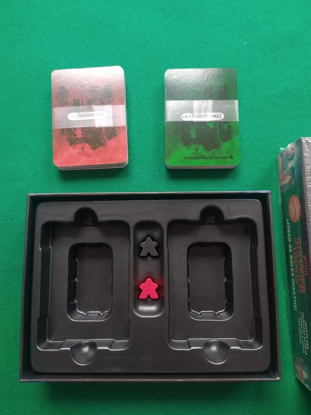 3 JUEGOS - Stranger Things + Kombat )