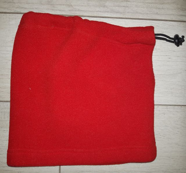 cappello scaldacollo rosso