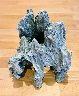 Piedra sintética acuario 25x27x26cm aprox