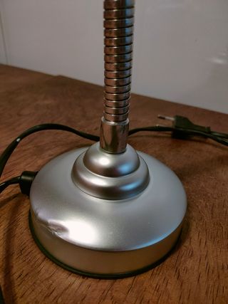 Lámpara de mesa estilo retro