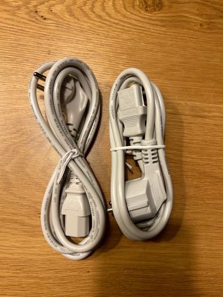 1 pezzo cavo di alimentazione IEC C13 vari tipi