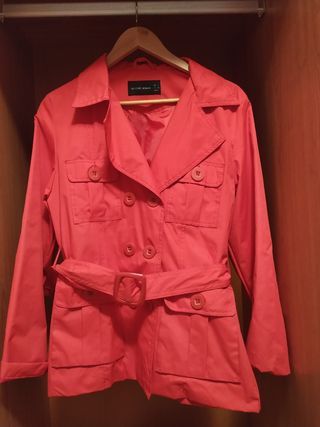 Chaqueta roja sin estrenar NUEVA.