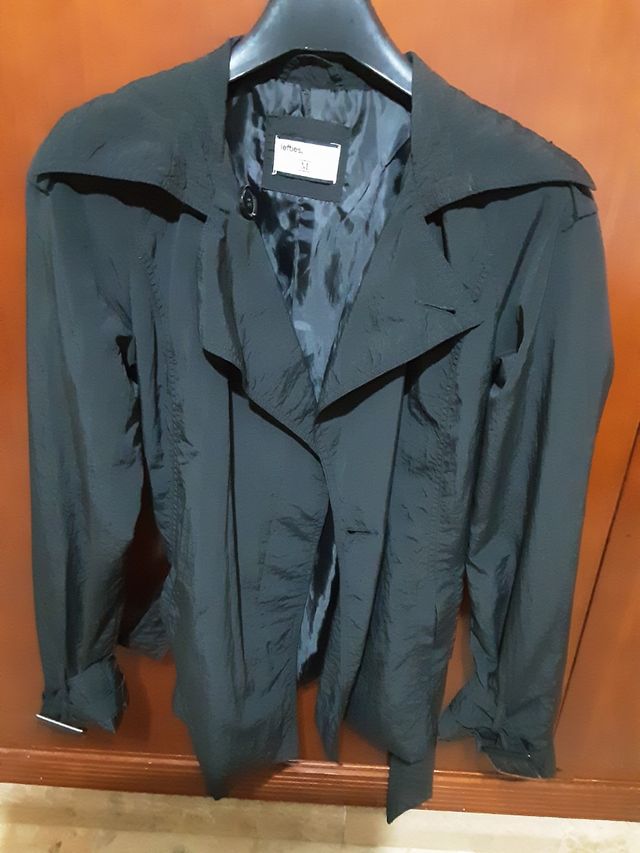 chaqueta impermeable M Lefties negra cinturón tela