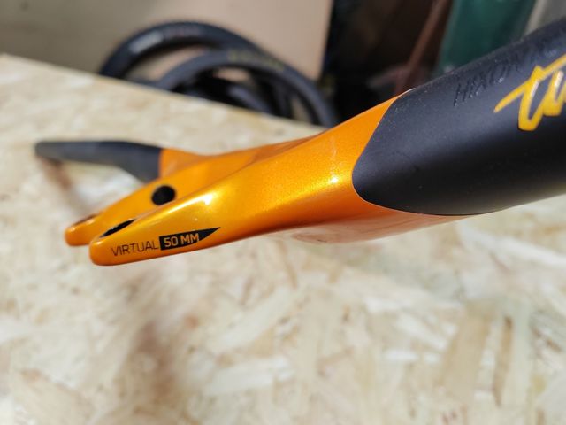 Manillar Syncros Hixon IC DH carbono