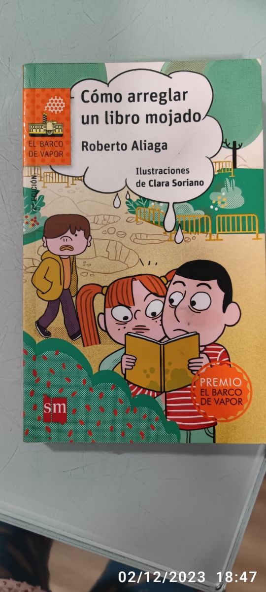 Cómo arreglar un libro mojado