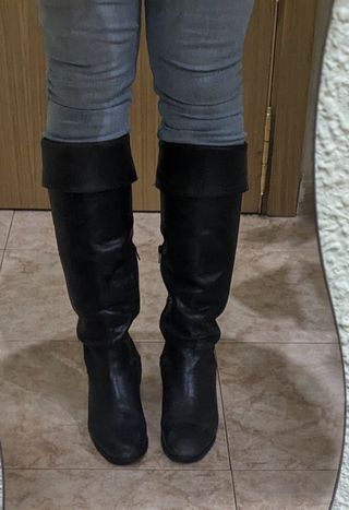 Botas mosqueteras negras cuero 40