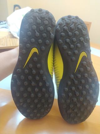 Botas de fútbol multitaco Nike cr7 n35