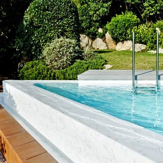 Reparaciones y mantenimiento piscinas