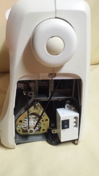 maquina de coser AEG para piezas