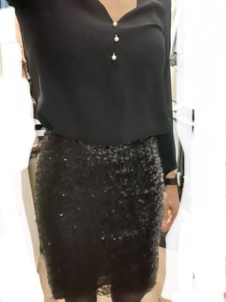 Falda negra lentejuelas