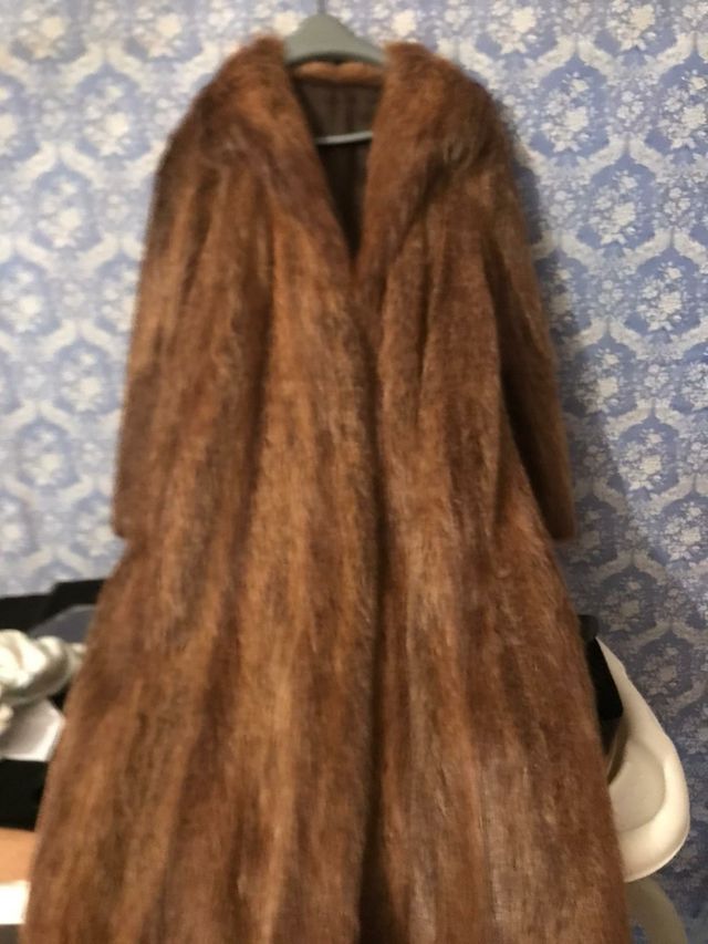 Abrigo largo . Talla M