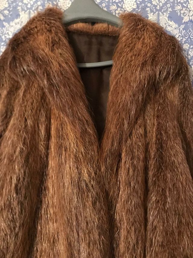 Abrigo largo . Talla M