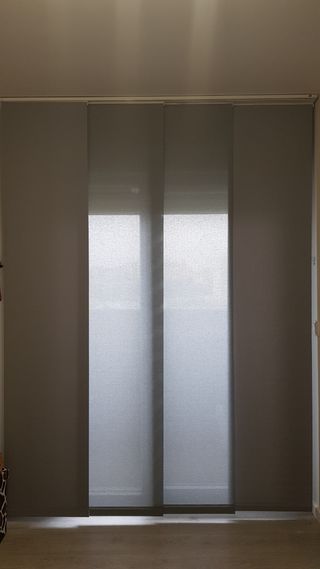 Se venden 4 paneles estor japones