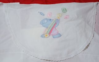Sabana y funda almohada capazo.