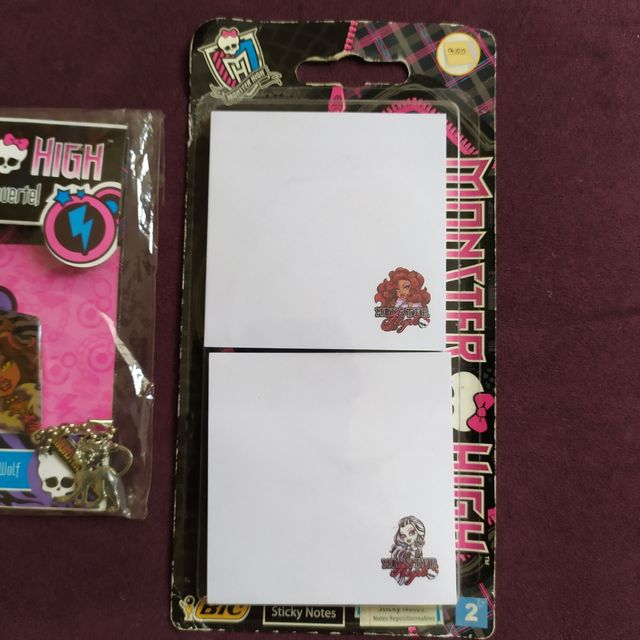 Monster High llavero y post-it