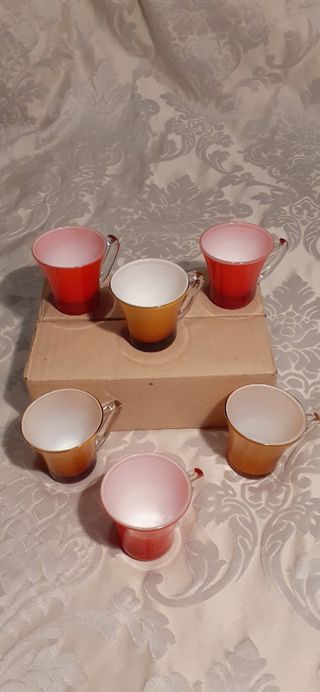 Set di tazzine in ITEM