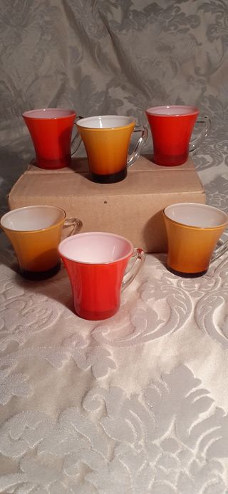 Set di tazzine in ITEM