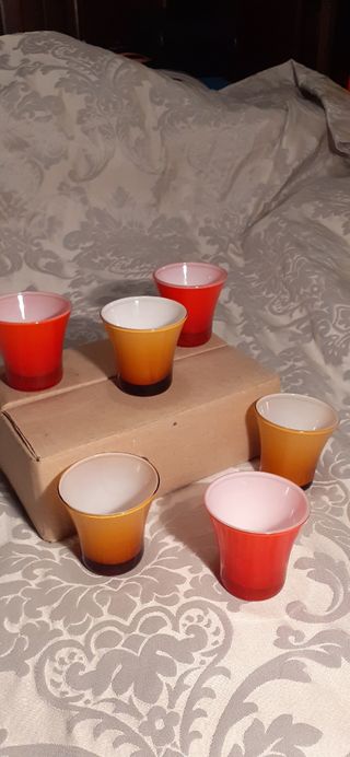 Set di tazzine in ITEM