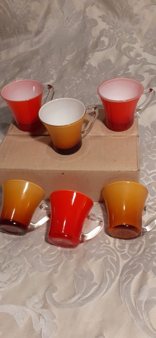 Set di tazzine in ITEM