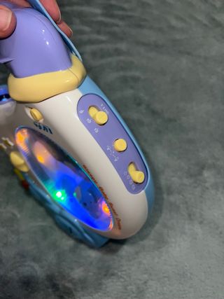 Proyector de luces y música bebés