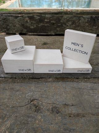 Expositores Uno de 50