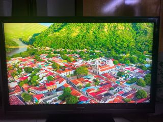 TV SHARP LC52DH65E