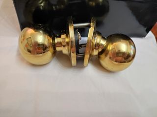 Puerta de roble con cristal