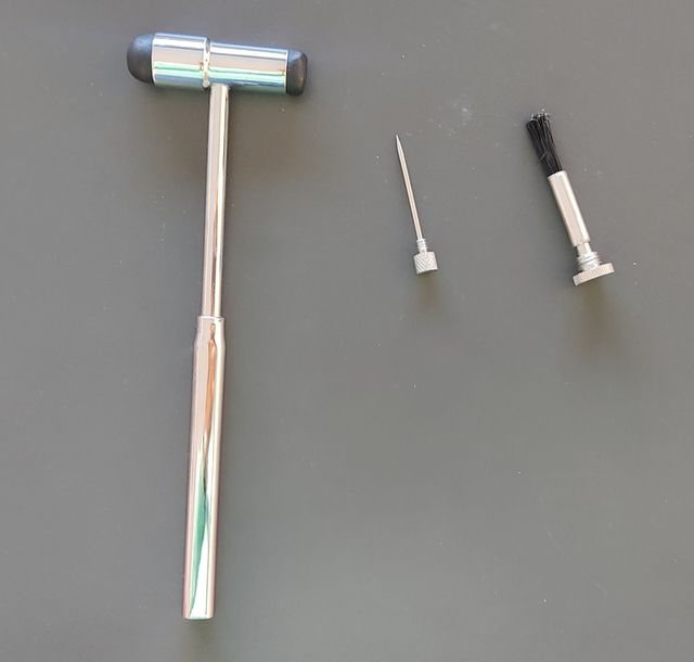 Martillo de reflejos neuro médico