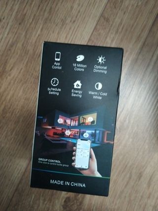 2 lampadine Wi-Fi Tuya Smart Led E27