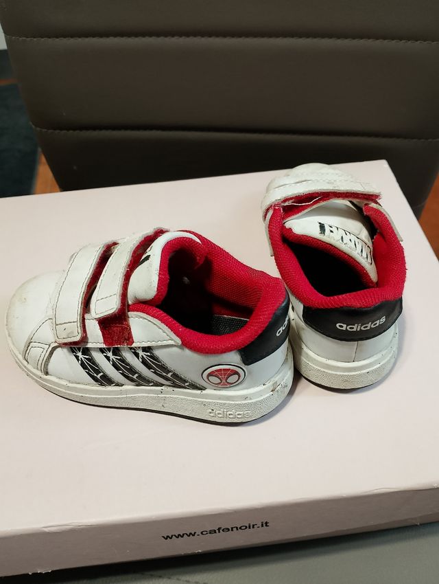 Scarpe Adidas bambino spiderman tg 23