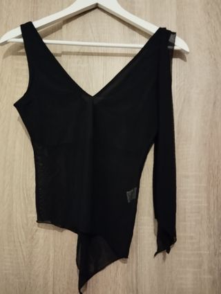 Blusa con transparencia