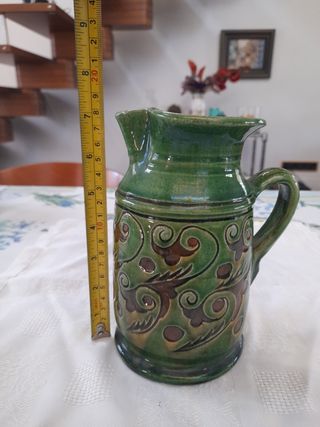 Vajilla, jarra de cerámica vidriada TITO