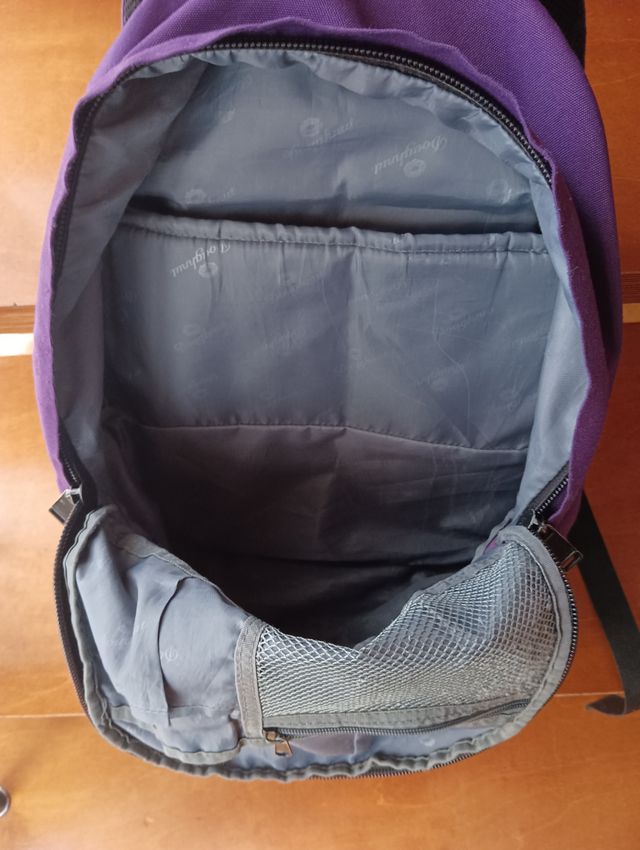 Mochila de 2 compartimentos.