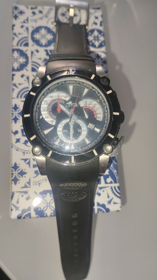 Reloj LOTUS 