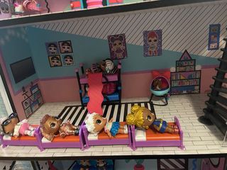 CASA MUÑECAS LOL